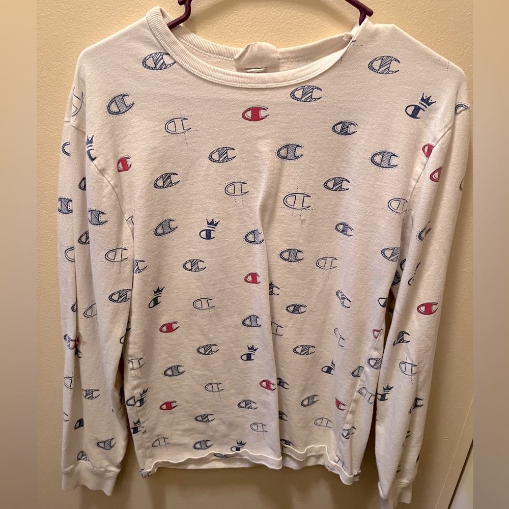 Champion long sleeve shirt/sweatshirt